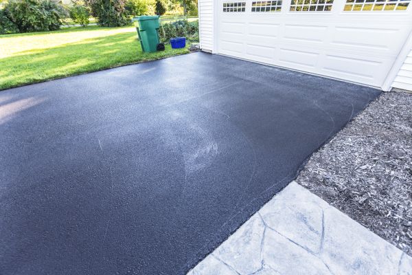 Cost of Blacktop Driveway Service in Broken Arrow