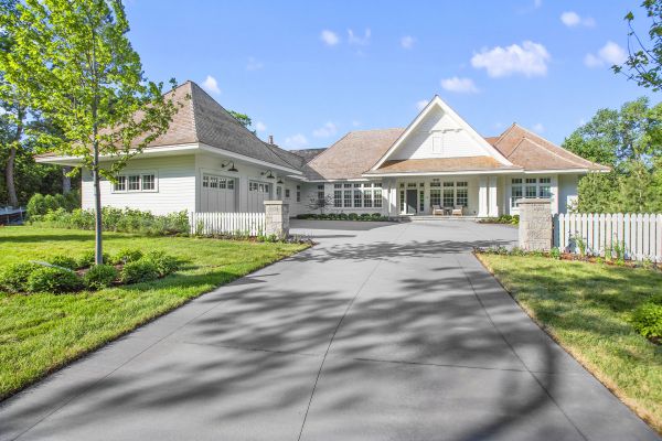 Tar And Chip Service in Broken Arrow